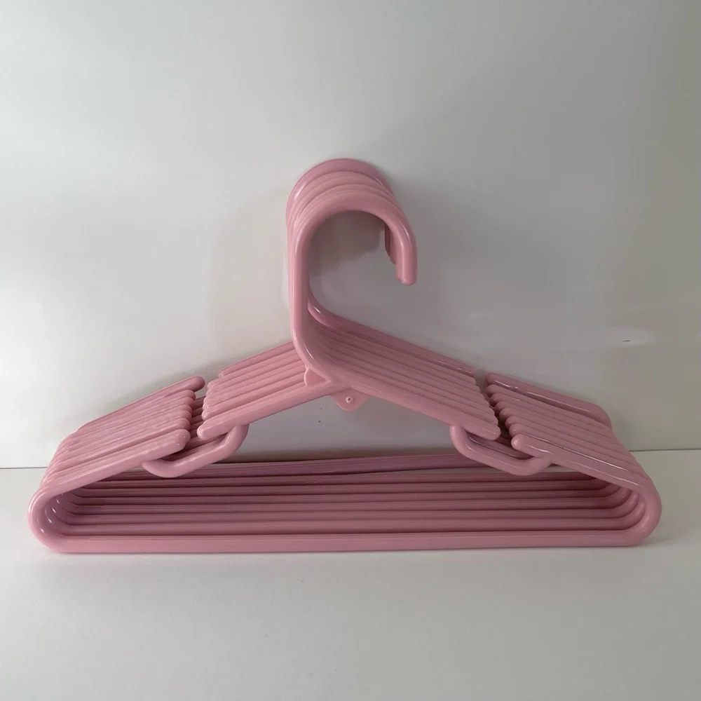 Hold Vintage dusty rose narrow shoulders 12” hangers set of 8